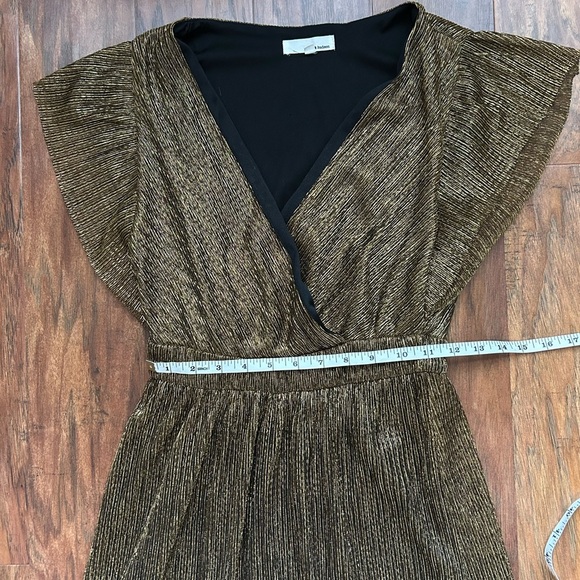 June & Hudson Women’s Size Small Metallic Party Dress With Accordion Details - Picture 5 of 6